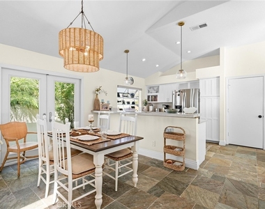 18 Byron Close - Photo Thumbnail 7