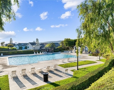 18 Byron Close - Photo Thumbnail 21