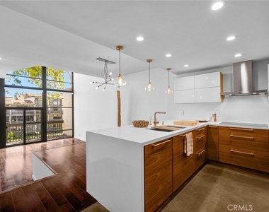 5308 Marina Pacifica S - Photo Thumbnail 3