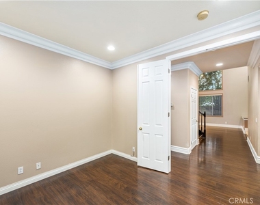 2550 Reynolds Drive - Photo Thumbnail 15
