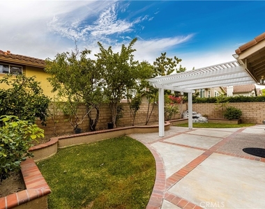 2550 Reynolds Drive - Photo Thumbnail 30