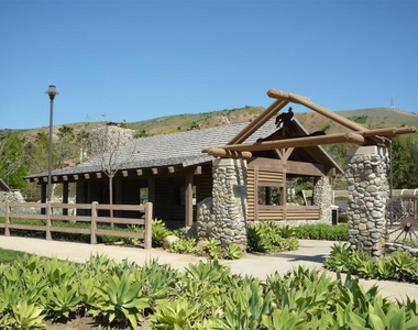 2550 Reynolds Drive - Photo Thumbnail 42