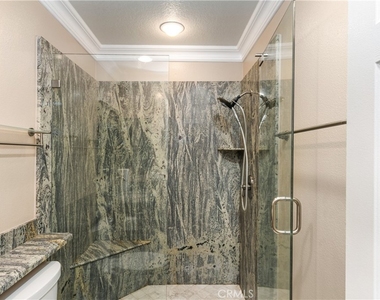 2550 Reynolds Drive - Photo Thumbnail 18