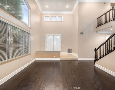 2550 Reynolds Drive - Photo Thumbnail 6