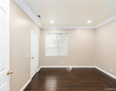 2550 Reynolds Drive - Photo Thumbnail 14