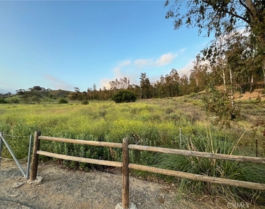 2550 Reynolds Drive - Photo Thumbnail 44