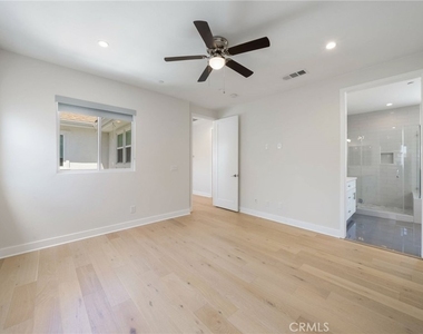 2573 Elden Ave - Photo Thumbnail 27