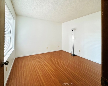 3525 Lebon Drive - Photo Thumbnail 15