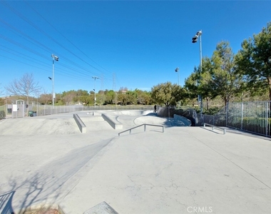 18 Kyle Court - Photo Thumbnail 41