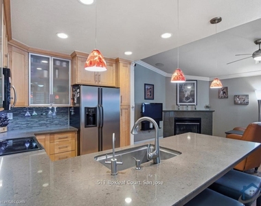 511 Boxleaf Court - Photo Thumbnail 3