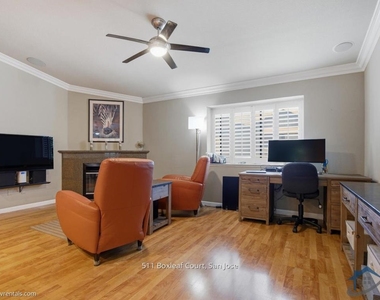 511 Boxleaf Court - Photo Thumbnail 10