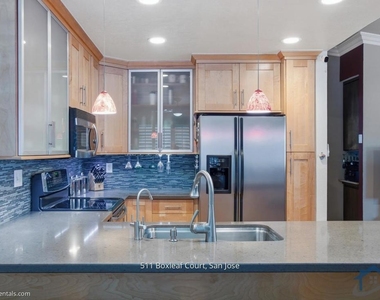 511 Boxleaf Court - Photo Thumbnail 2