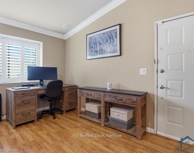 511 Boxleaf Court - Photo Thumbnail 11