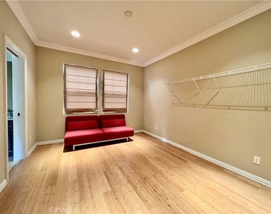 3974 E Callaway Drive - Photo Thumbnail 27