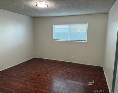 1328 Randy St - Photo Thumbnail 9