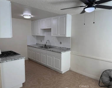 1328 Randy St - Photo Thumbnail 7