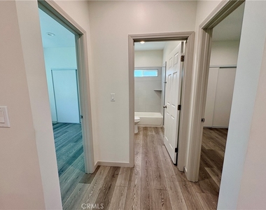 4585 Hawthorne - Photo Thumbnail 4
