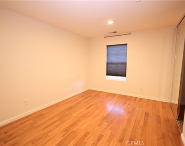 7331 Shelby Pl Apt 102 - Photo Thumbnail 20