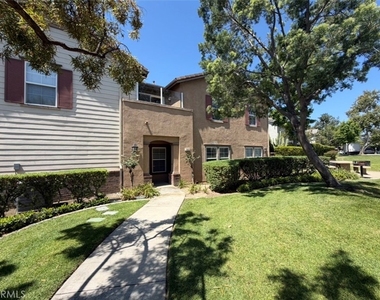 7331 Shelby Pl Apt 102 - Photo Thumbnail 1
