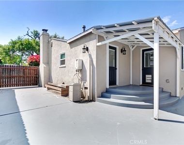 351 W Elm Street - Photo Thumbnail 14