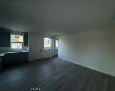 317 N Shamrock - Photo Thumbnail 7