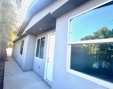 317 N Shamrock - Photo Thumbnail 3