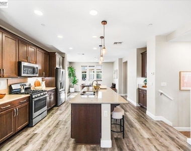 2707 Hollingbury - Photo Thumbnail 11