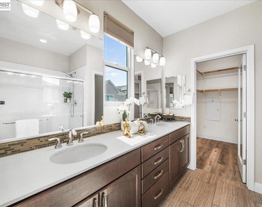 2707 Hollingbury - Photo Thumbnail 23
