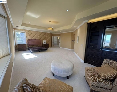3511 Country Club Pl - Photo Thumbnail 20