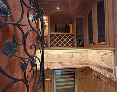 3511 Country Club Pl - Photo Thumbnail 6