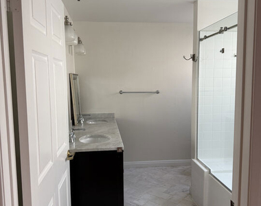 1238 S Holt Avenue - Photo Thumbnail 21