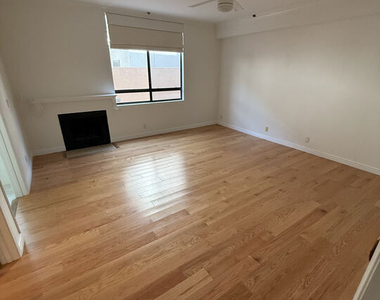 1238 S Holt Avenue - Photo Thumbnail 12