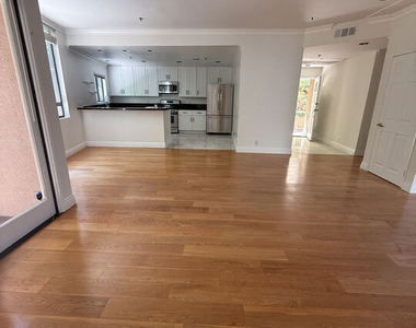 1238 S Holt Avenue - Photo Thumbnail 17