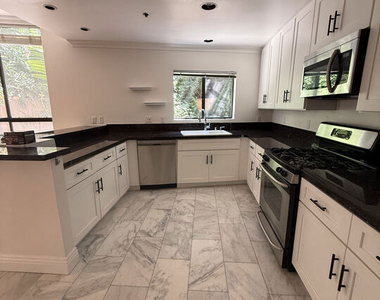 1238 S Holt Avenue - Photo Thumbnail 30
