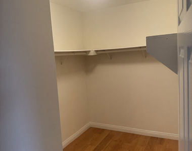 1238 S Holt Avenue - Photo Thumbnail 39