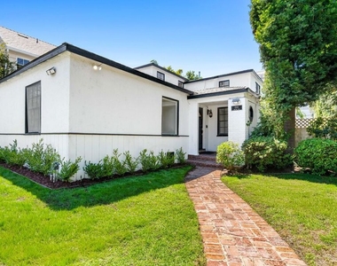 1501 Kelton Avenue - Photo Thumbnail 16