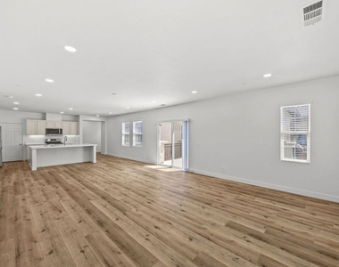 15769 Agave Avenue - Photo Thumbnail 15