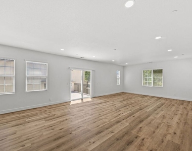 15769 Agave Avenue - Photo Thumbnail 16