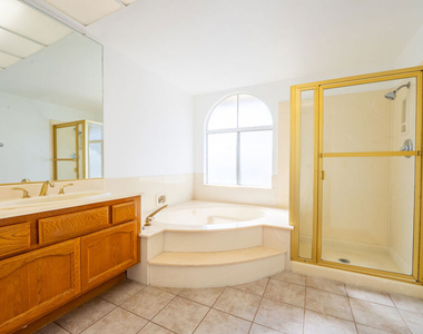 12023 Stone Gate Way - Photo Thumbnail 48