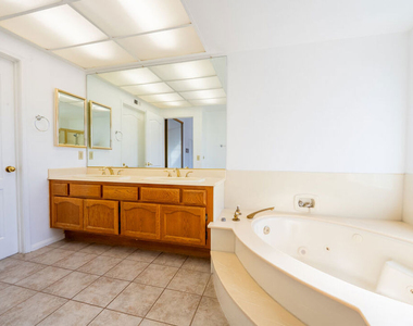 12023 Stone Gate Way - Photo Thumbnail 49