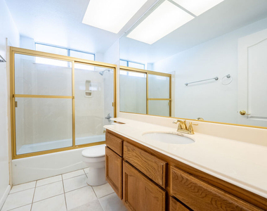 12023 Stone Gate Way - Photo Thumbnail 55