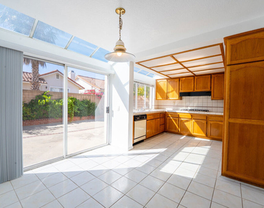 12023 Stone Gate Way - Photo Thumbnail 20
