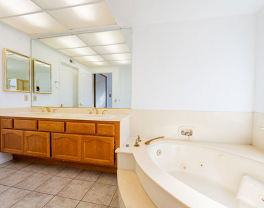 12023 Stone Gate Way - Photo Thumbnail 50