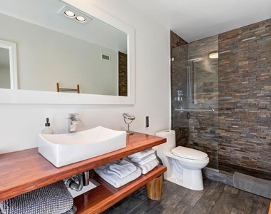 3063 Deep Canyon Drive - Photo Thumbnail 18