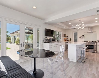 3063 Deep Canyon Drive - Photo Thumbnail 10