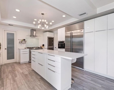 3063 Deep Canyon Drive - Photo Thumbnail 9