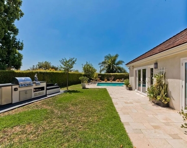 3063 Deep Canyon Drive - Photo Thumbnail 22