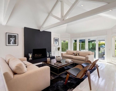 3063 Deep Canyon Drive - Photo Thumbnail 7