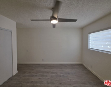 1711 Malcolm Avenue - Photo Thumbnail 5