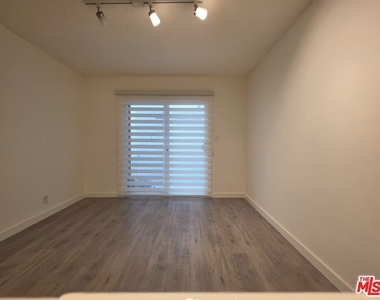 1711 Malcolm Avenue - Photo Thumbnail 37
